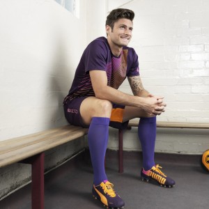 爱游戏在线玩-特色比赛：单杆清台挑战赛引爆现场，台球一杆清台是什么意思